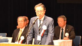 閉会の辞は愛媛県トラック協会会長　一宮氏