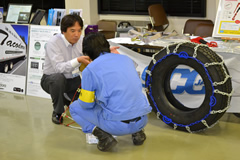 （社）長崎県トラック協会　「安全・環境製品展示会」