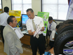 山口県トラック協会で展示会開催